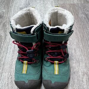 KEEN Unisex-Child Greta Mid Height Waterproof Snow Boot SIZE US 11